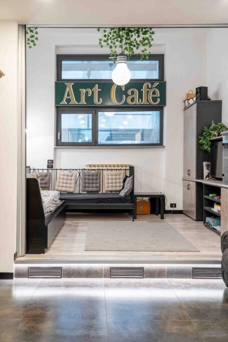Apartment Art Cafe Tulipani Milan